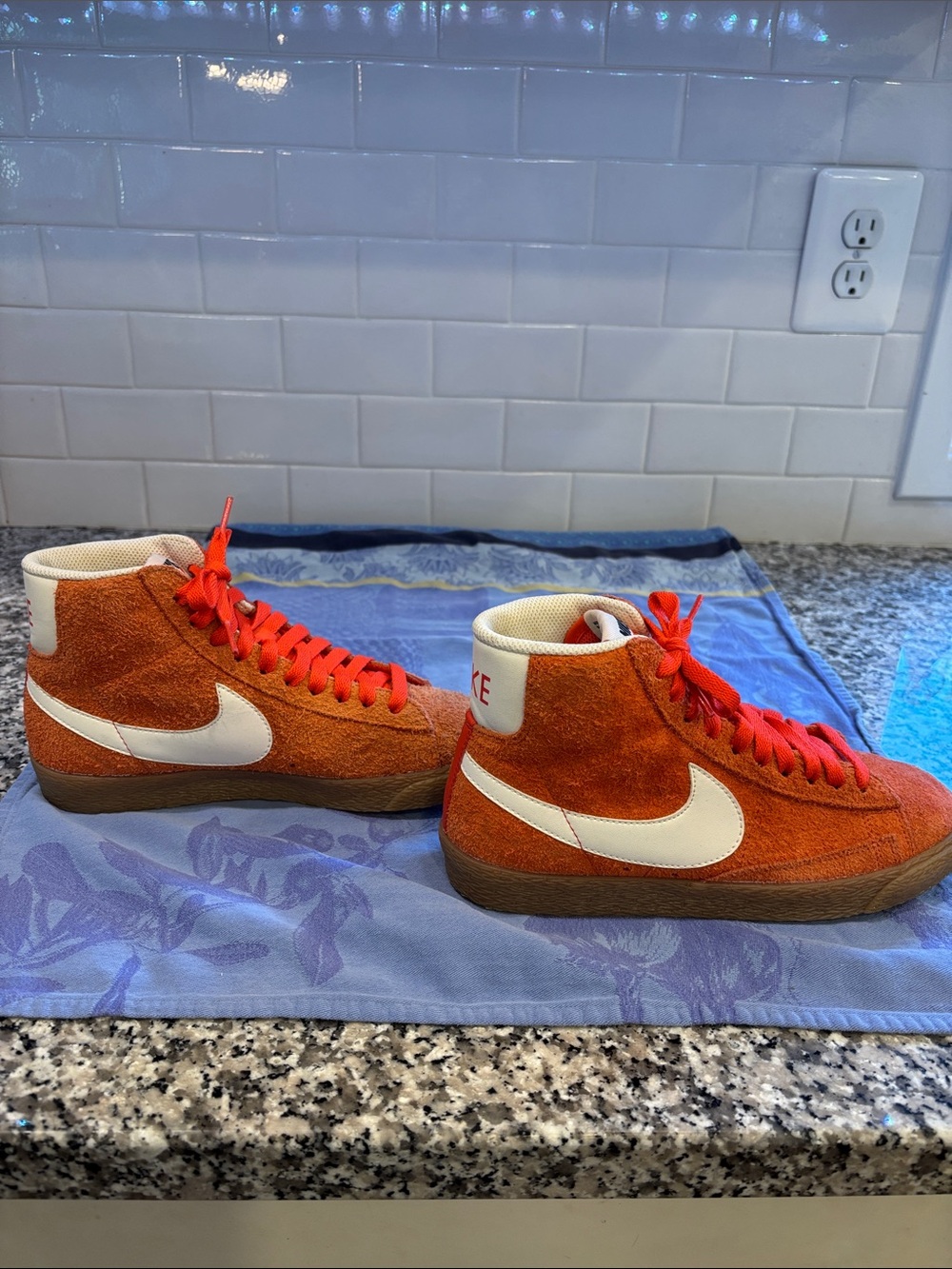 Nike Orange Suede Mid-Top Sneakers - Picture 3 of 5